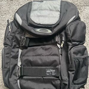 Oakley backpack- great shape
